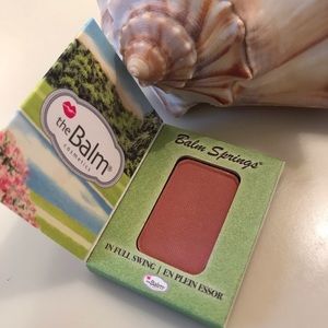 💋theBalm blush/eyeshadow IN FULL SWING dusty rose
